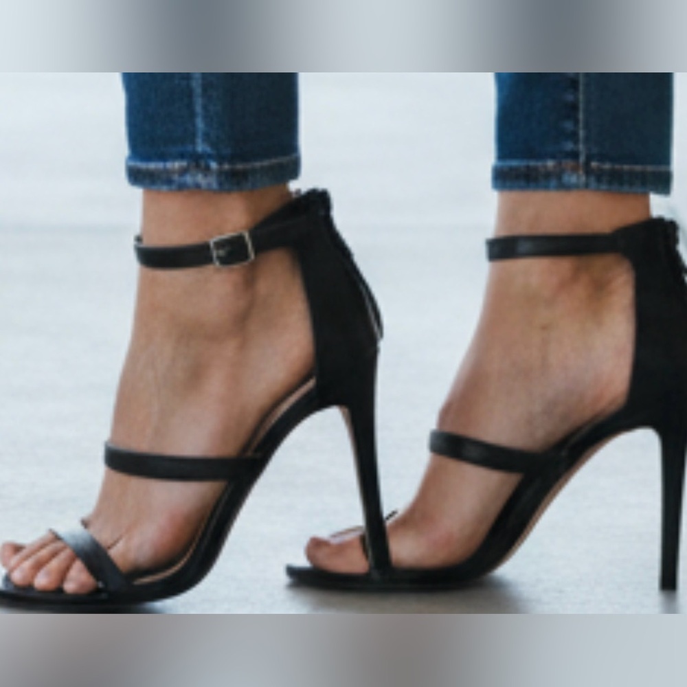 Steve Madden Elegant Black Heels size 8.5
